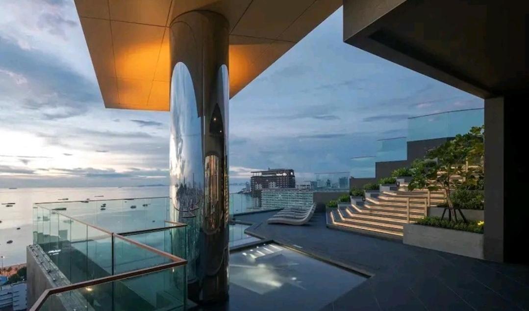 Edge Central Pattaya Condo Esterno foto
