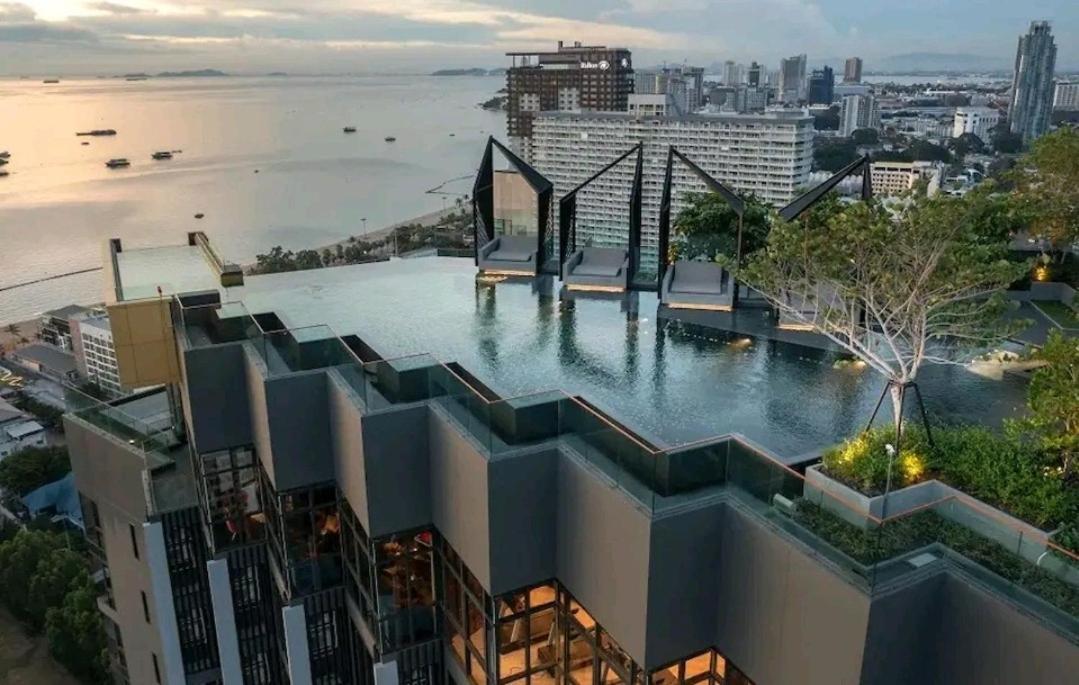 Edge Central Pattaya Condo Esterno foto